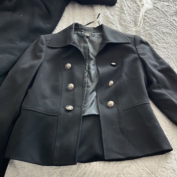 Jacket - Picture 3 of 3